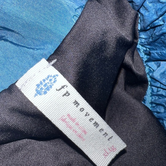 Free People High Rise Shorts - Picture 3 of 4